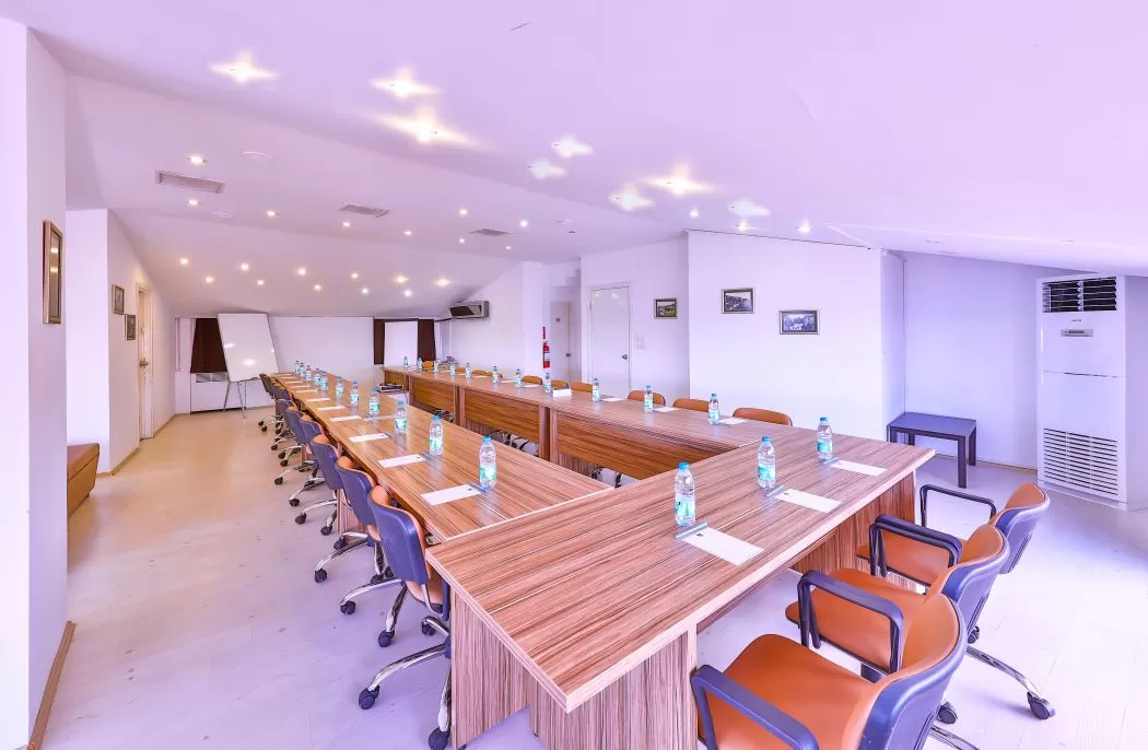 Buyukada Otel Toplanti 11