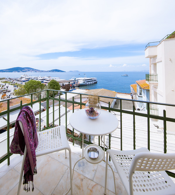 Deluxe Deniz Manzarali Oda 1