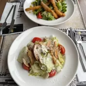 Madam Sofia Restoran 1