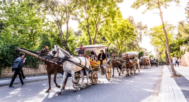 Büyükada Fayton Kalktı mı? Çevre Dostu Bir Adım