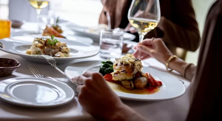 Büyükada Yılbaşı Restoranları: Lezzet ve Eğlencenin Adresi